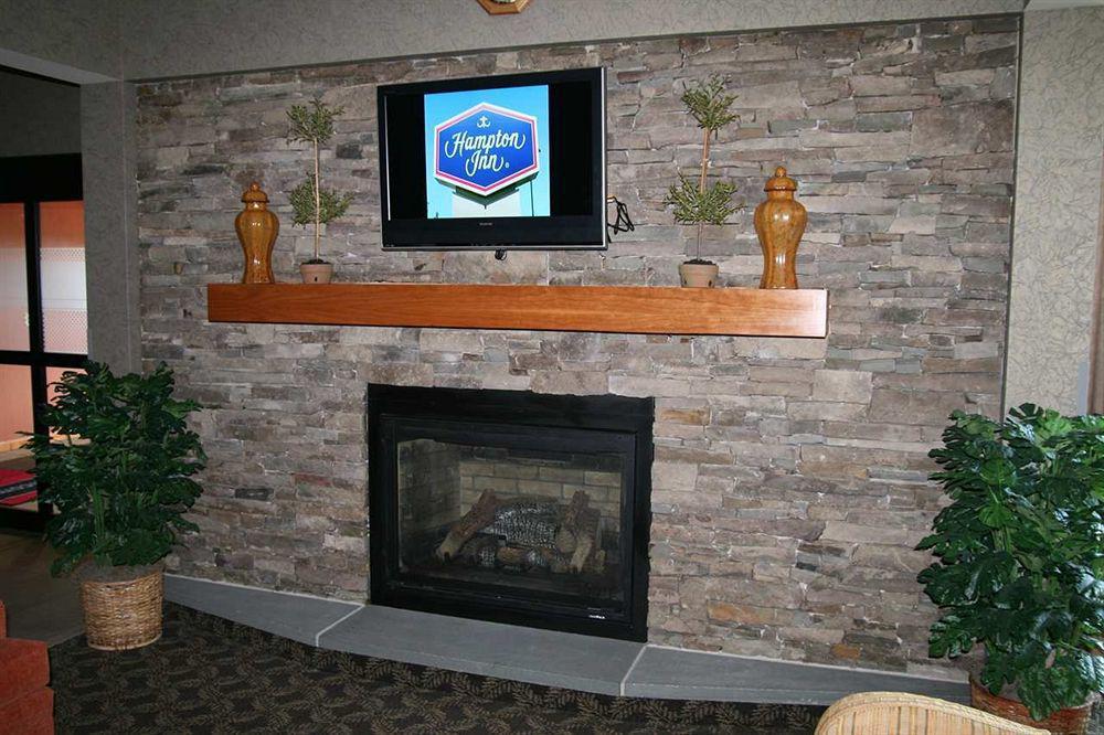 Hampton Inn Луисбърг Интериор снимка