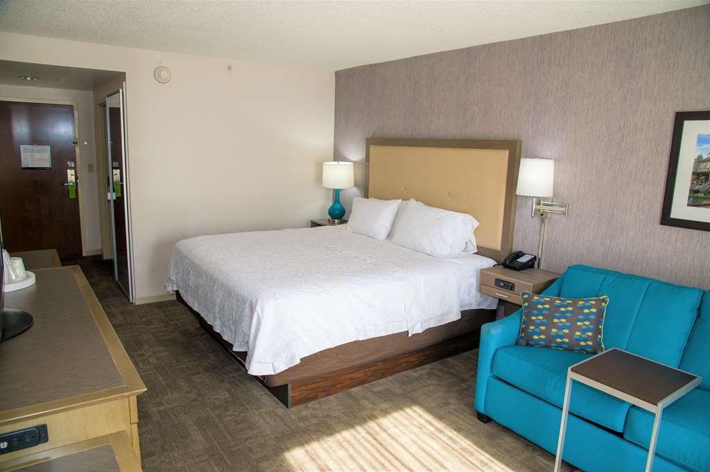 Hampton Inn Луисбърг Стая снимка