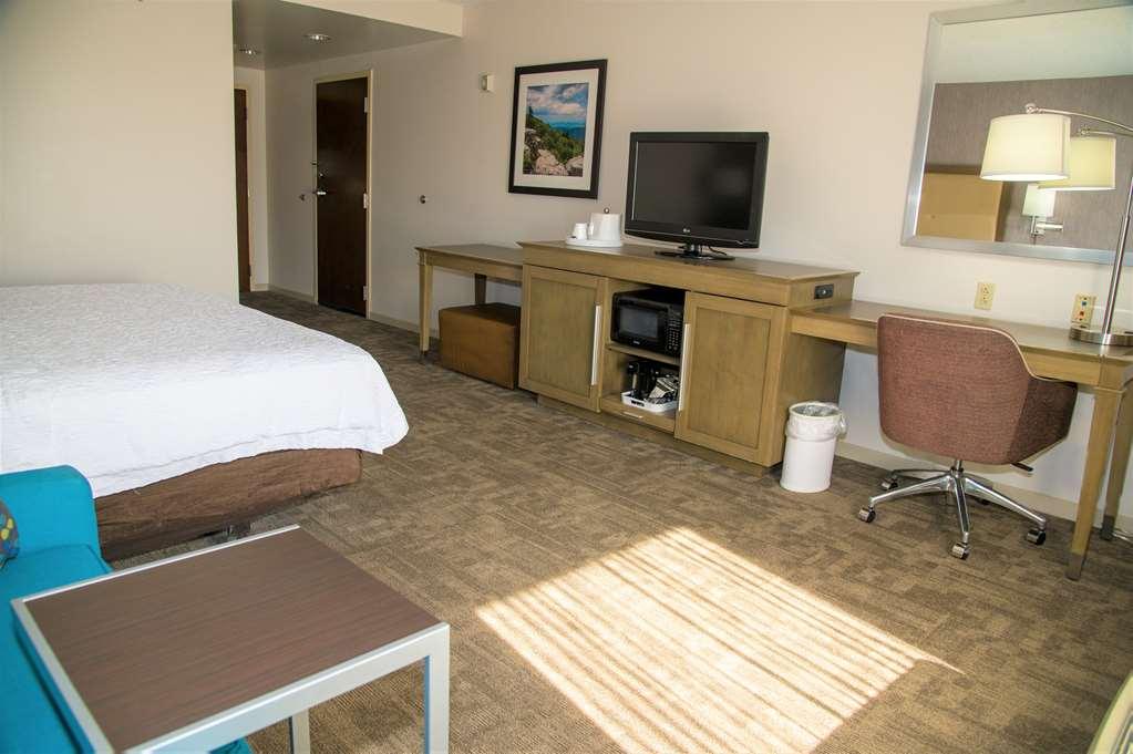 Hampton Inn Луисбърг Стая снимка