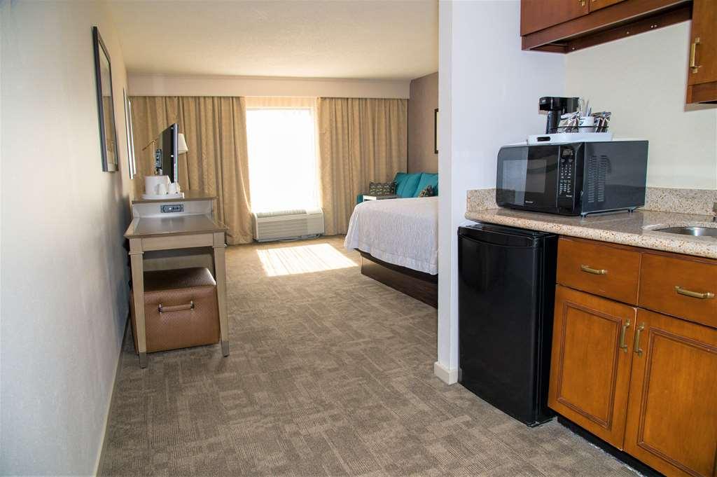 Hampton Inn Луисбърг Стая снимка