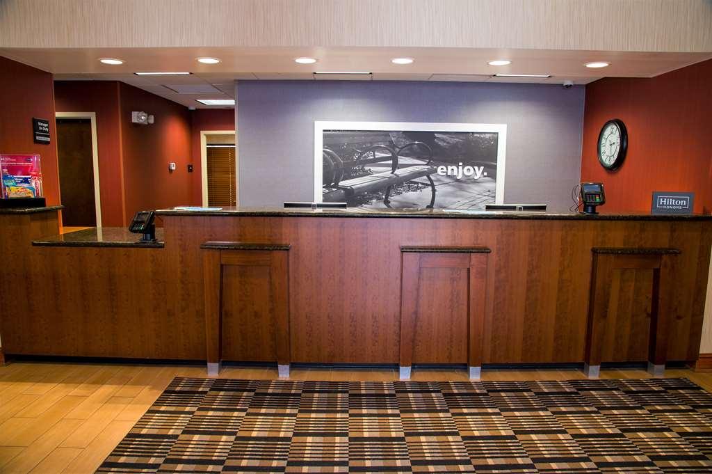 Hampton Inn Луисбърг Екстериор снимка