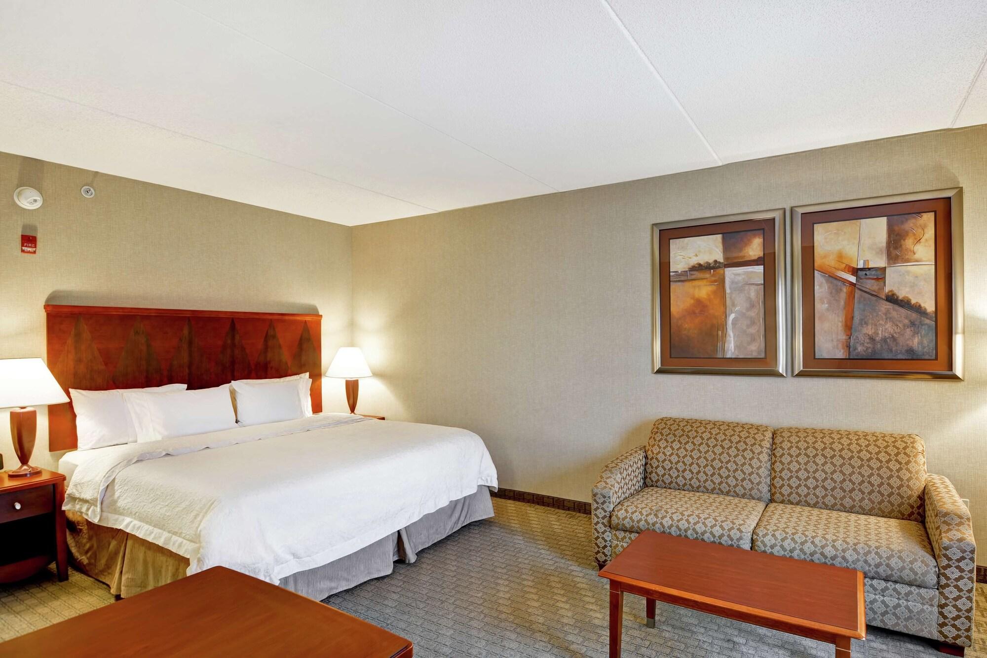 Hampton Inn Луисбърг Екстериор снимка