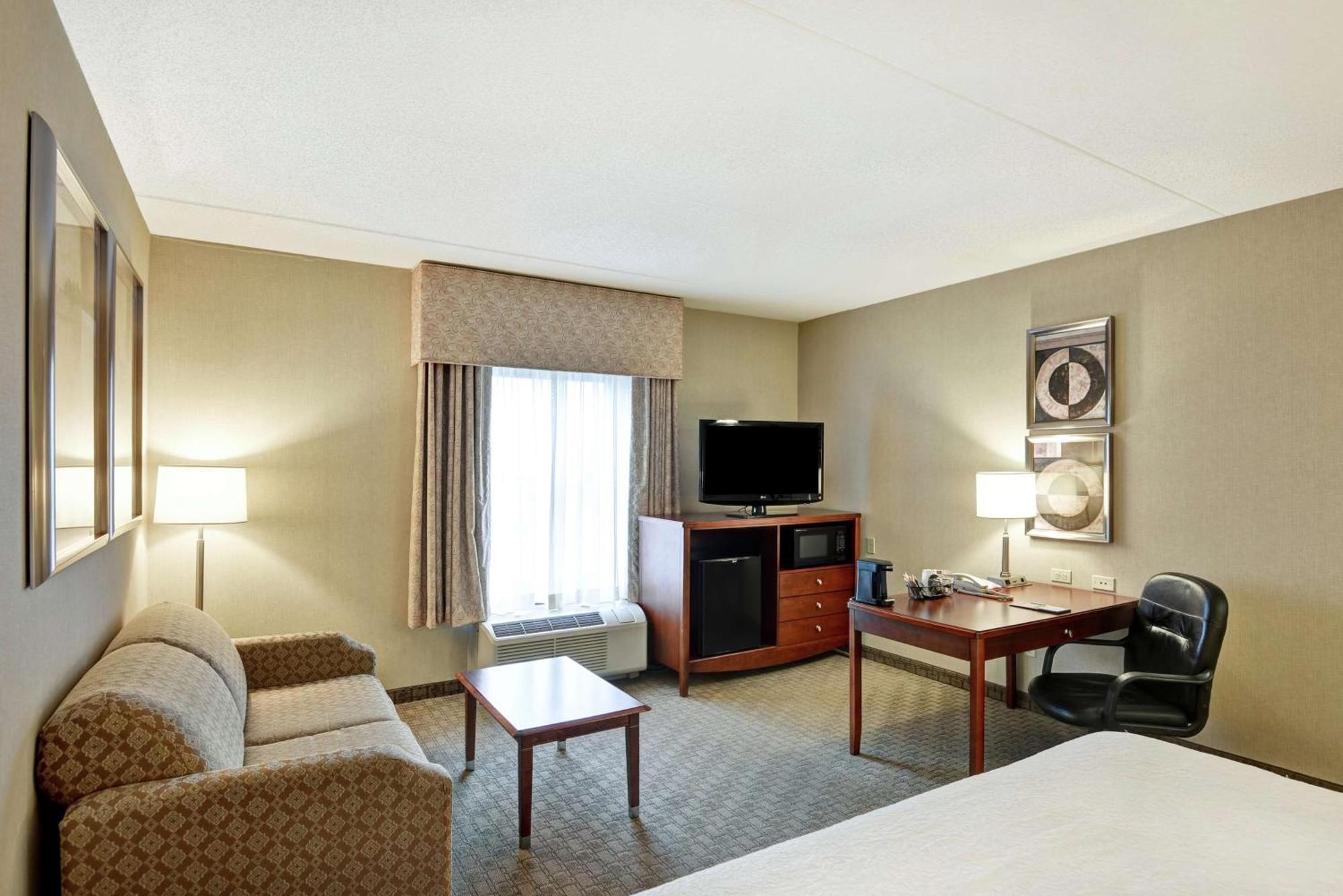 Hampton Inn Луисбърг Екстериор снимка