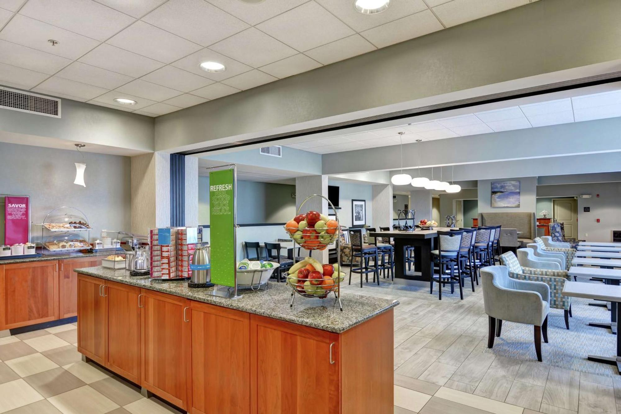 Hampton Inn Луисбърг Екстериор снимка